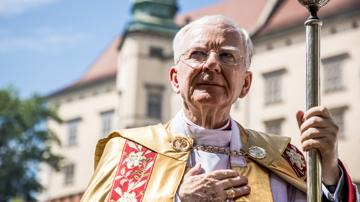 Kto znajdzie się na liście potencjalnych kandydatów na następcę arcybiskupa Jędraszewskiego? Oto nieoficjalne spekulacje