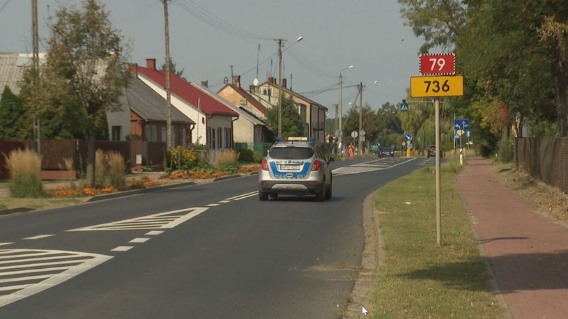 Kierowca pod wpływem alkoholu potrącił pieszych. Podjęto decyzję o jego aresztowaniu.