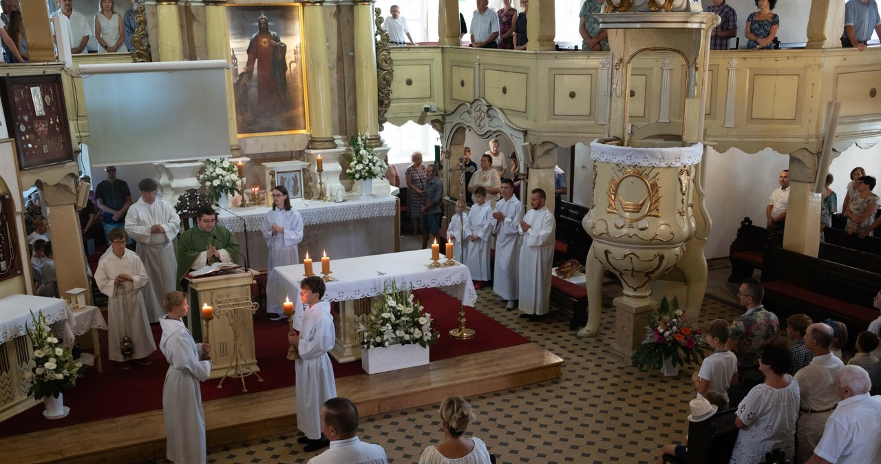 Liczenie uczestników. Sondaż przeprowadzany we wszystkich kościołach w Polsce