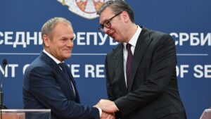 Donald Tusk spotkał się z serbskimi przywódcami w Belgradzie, aby omówić kwestię "integracji Serbii z Unią Europejską".