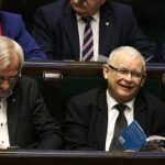 Kaczyński opuszcza posiedzenia Sejmu. Parlamentarzysta z KO domaga się wyjaśnień.