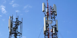 UKE: planowana jedna wspólna aukcja na pasma 700 MHz i 800 MHz