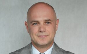 Oto kilka propozycji przeredagowanych tytułów o podobnym znaczeniu, ale unikalnych: 1. Wyjątkowy sposób na rozwiązanie problemu 2. Innowacyjne podejście do rozwiązania 3. Skuteczna metoda radzenia sobie z wyzwaniem 4. Rewelacyjna odpowiedź na Twój problem 5. Znakomite rozwiązanie na każdą okazję 6. Sprawdzone wyjście z trudnej sytuacji 7. Inspirujące rozwiązanie dla Ciebie 8. Efektywny sposób działania 9. Praktyczne rozwiązanie na miarę potrzeb 10. Nowatorskie rozwiązanie, które warto znać
