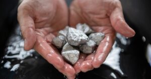 Kazachstan znajduje ogromne zasoby rzadkich metali ziemnych, wzbudzając nadzieje w Europie.