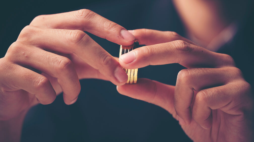 Kiedy skup złotych monet zapłaci więcej niż cena samego kruszcu?