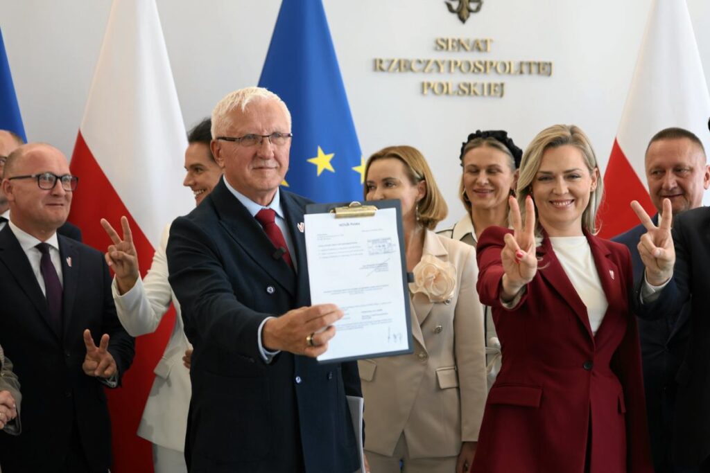 Nowa partia wchodzi na scenę polityczną. Głośne nazwiska i śmiałe deklaracje: "Nie oddamy Polski bez walki"