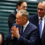 Oto propozycja przeredagowanego tytułu:

Tusk apelował do Niemiec o reparacje. Prawica zapamiętała jedną wypowiedź