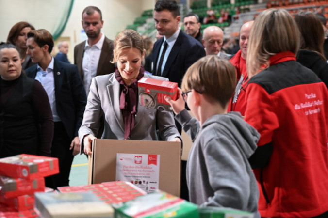 Małżonka prezydenta zaangażowała się w świąteczną inicjatywę na rzecz Polaków mieszkających na Litwie